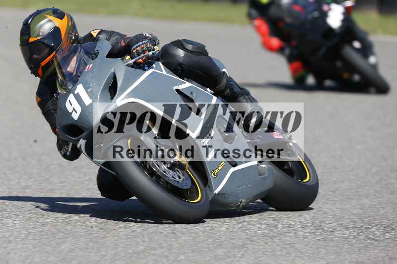 /43 08.08.2025 Discover the Bike ADR/Race 3 rot/91
